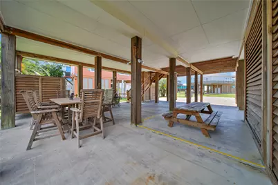 2019 Vista Dr Drive, Crystal Beach, TX 77650 - Photo 31