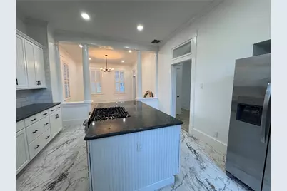 3215 Avenue P 1/2, Galveston, TX 77550 - Photo 11