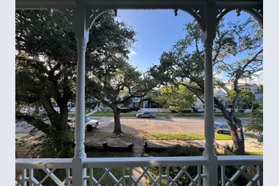 3215 Avenue P 1/2, Galveston, TX 77550 - Photo 25
