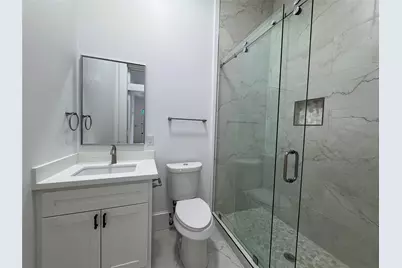 3215 Avenue P 1/2, Galveston, TX 77550 - Photo 19