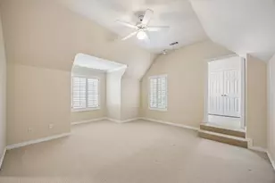 1721 Nantucket Dr, Houston, TX 77057 - Photo 11