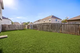 8015 Narrow Brook Way, Houston, TX 77016 - Photo 29