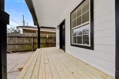 219 E James Street, Baytown, TX 77520 - Photo 19