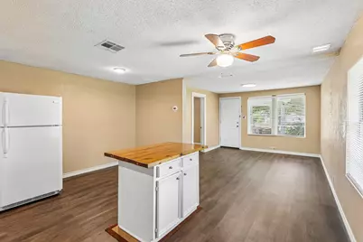 2606 2nd Avenue N, Texas City, TX 77590 - Photo 11