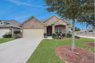 8806 Chapada Highlands Drive, Cypress, TX 77433 - Photo 3