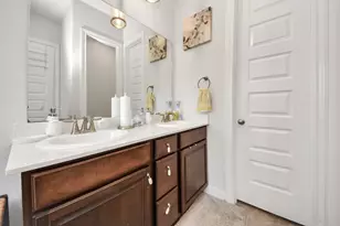 8806 Chapada Highlands Dr, Cypress, TX 77433 - Photo 29