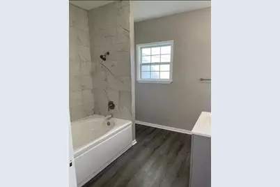 8704 Lanewood Drive, Houston, TX 77016 - Photo 11