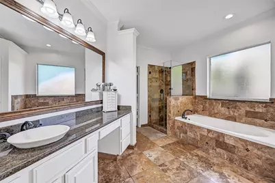 609 Forest Bend Lane, Friendswood, TX 77546 - Photo 25