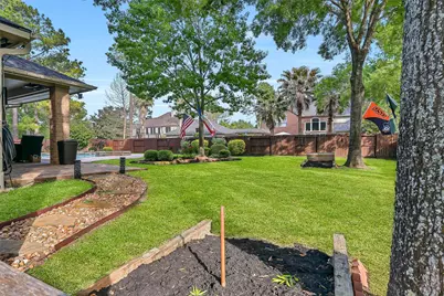 609 Forest Bend Lane, Friendswood, TX 77546 - Photo 47