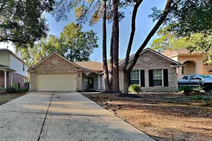 10 Wimberly Way, Conroe, TX 77385 - Photo 1