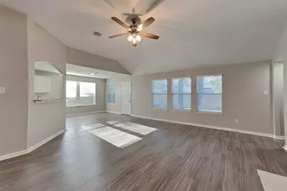 10 Wimberly Way, Conroe, TX 77385 - Photo 3