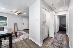 218 Hoffman St, Houston, TX 77020 - Photo 9