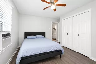 218 Hoffman St, Houston, TX 77020 - Photo 11