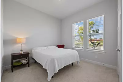 2505 S Houston Avenue, Pearland, TX 77581 - Photo 13