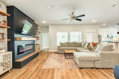 628 Greystone Lane, Angleton, TX 77515 - Photo 11