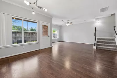 5227 Brinkman Court, Houston, TX 77091 - Photo 7