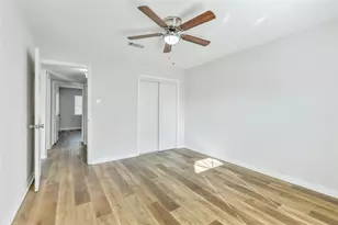 4842 Porter Ridge Dr, Houston, TX 77053 - Photo 13