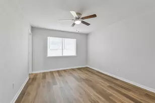 4842 Porter Ridge Dr, Houston, TX 77053 - Photo 9