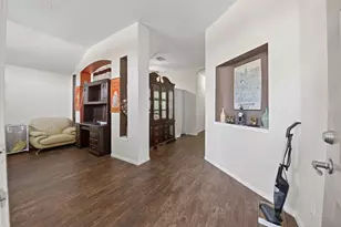 21430 Meadowhill Dr, Spring, TX 77388 - Photo 5