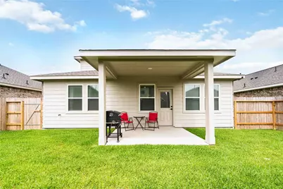 8414 Bay Ridge Circle, Baytown, TX 77523 - Photo 33