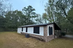 2240 Easley Cir, Huntsville, TX 77320 - Photo 5