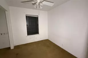 2240 Easley Cir, Huntsville, TX 77320 - Photo 17