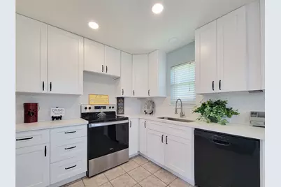 16704 Curlew Road, Jamaica Beach, TX 77554 - Photo 17
