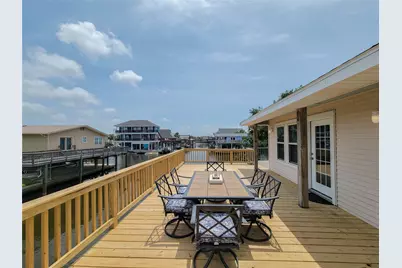 16704 Curlew Road, Jamaica Beach, TX 77554 - Photo 7
