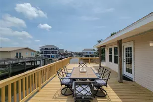 16704 Curlew Rd, Jamaica Beach, TX 77554 - Photo 7