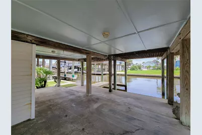 16704 Curlew Road, Jamaica Beach, TX 77554 - Photo 31