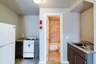 5327 Bell St, Houston, TX 77023 - Photo 3