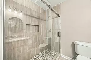 5225 Longmeadow St, Houston, TX 77033 - Photo 23