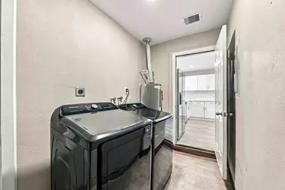 5225 Longmeadow Street, Houston, TX 77033 - Photo 25