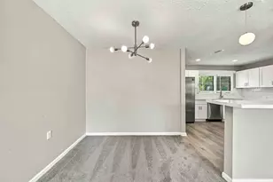 5225 Longmeadow St, Houston, TX 77033 - Photo 7