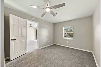 5225 Longmeadow Street, Houston, TX 77033 - Photo 19