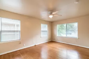 9718 Pine Lake Dr, Houston, TX 77055 - Photo 25