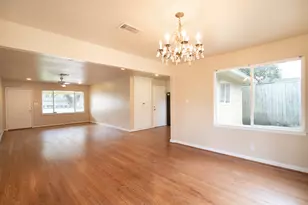 9718 Pine Lake Dr, Houston, TX 77055 - Photo 15