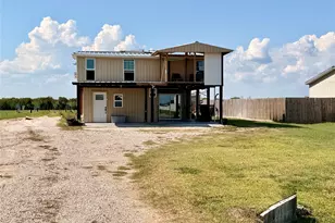 9102 Fresno Ave, Alvin, TX 77511 - Photo 1
