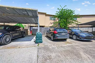 3303 W Greenridge Dr, Houston, TX 77057 - Photo 41