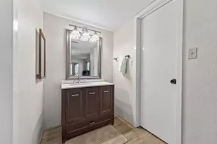3303 W Greenridge Dr, Houston, TX 77057 - Photo 31