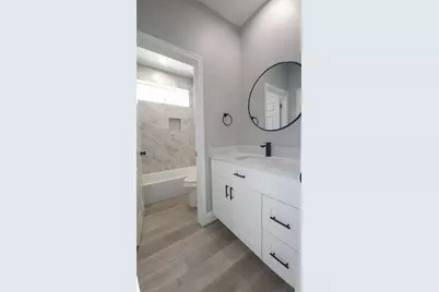 765 Enterprise Street #B, Houston, TX 77088 - Photo 11