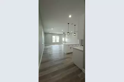 765 Enterprise Street #B, Houston, TX 77088 - Photo 3
