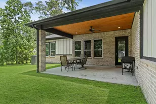 935 4 Fountains St, New Caney, TX 77357 - Photo 19