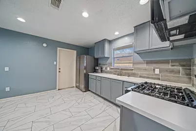 13911 Clear Forest Drive, Sugar Land, TX 77498 - Photo 11