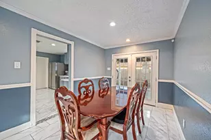 13911 Clear Forest Dr, Sugar Land, TX 77498 - Photo 7