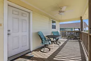 16522 John Silver Rd, Galveston, TX 77554 - Photo 13