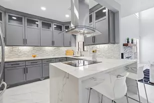 1911 Bering Dr, Houston, TX 77057 - Photo 11