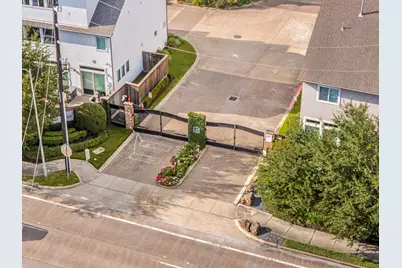 11924 Stirling Row Lane, Houston, TX 77082 - Photo 25