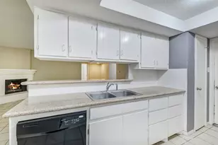 19334 Wood Village Ln, Houston, TX 77084 - Photo 13