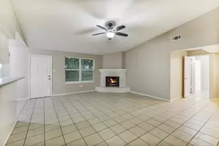 19334 Wood Village Ln, Houston, TX 77084 - Photo 7